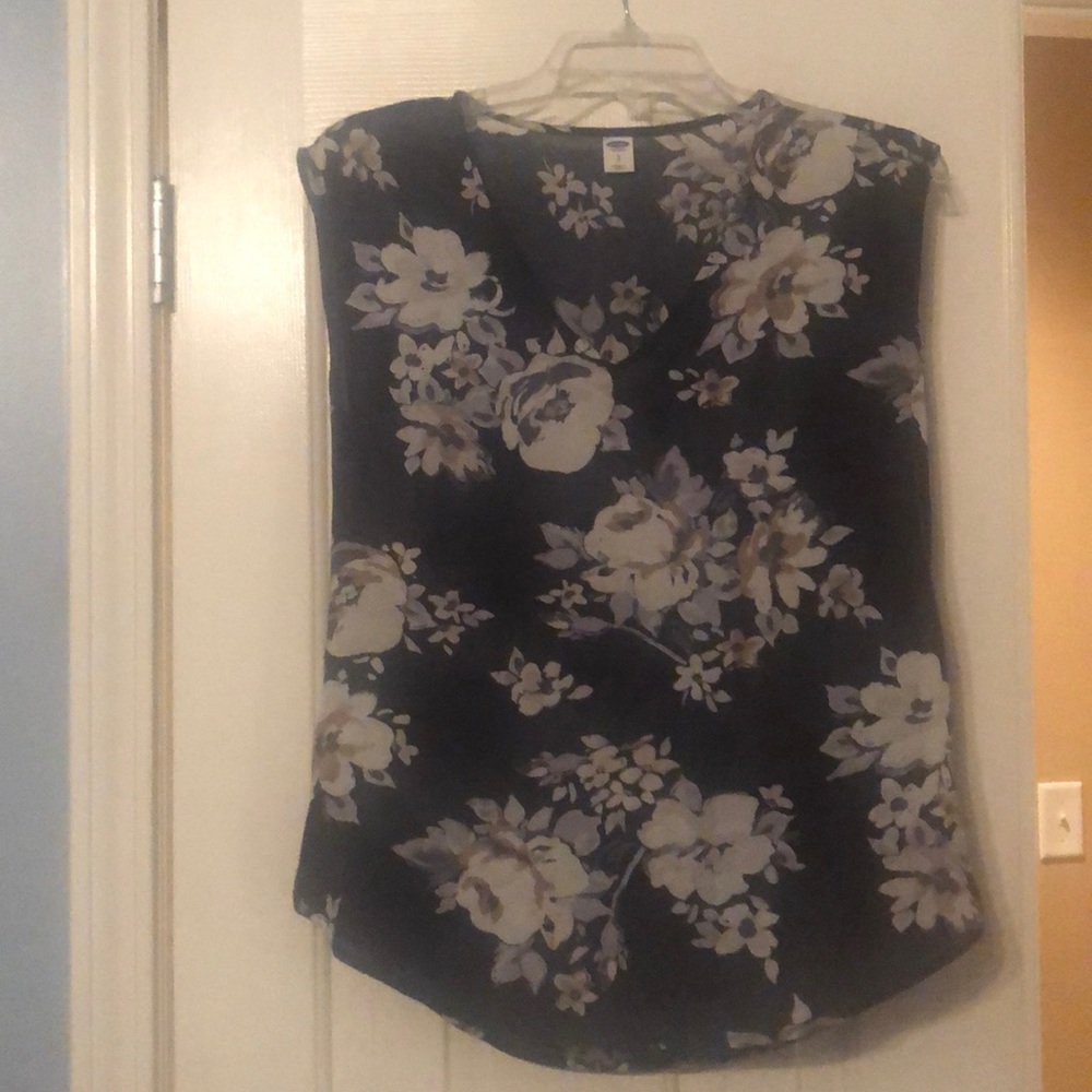 Sleeveless Top